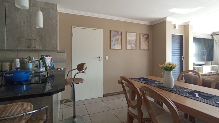 3 Bedroom Property for Sale in Amberfield Manor Gauteng
