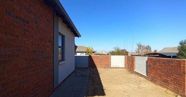 3 Bedroom Property for Sale in Amberfield Manor Gauteng