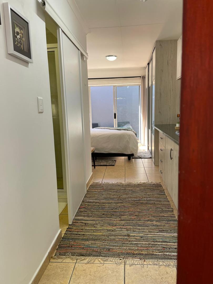 To Let 1 Bedroom Property for Rent in Bryanston Gauteng