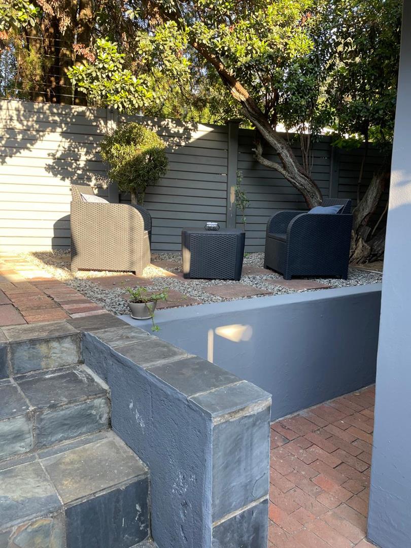 To Let 1 Bedroom Property for Rent in Bryanston Gauteng