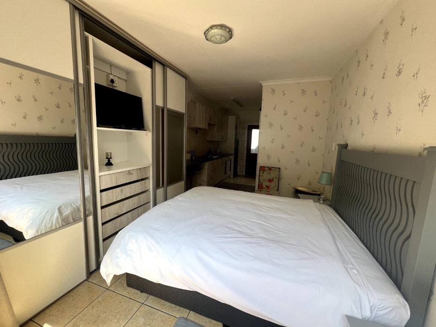 To Let 1 Bedroom Property for Rent in Bryanston Gauteng