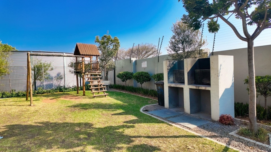 2 Bedroom Property for Sale in Carlswald Gauteng