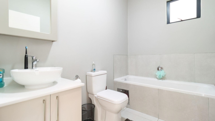 2 Bedroom Property for Sale in Carlswald Gauteng