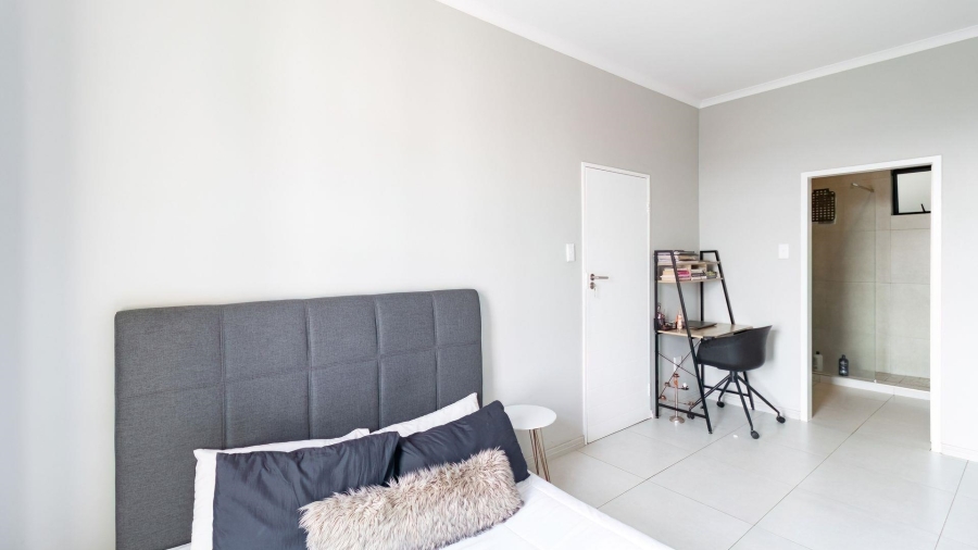 2 Bedroom Property for Sale in Carlswald Gauteng