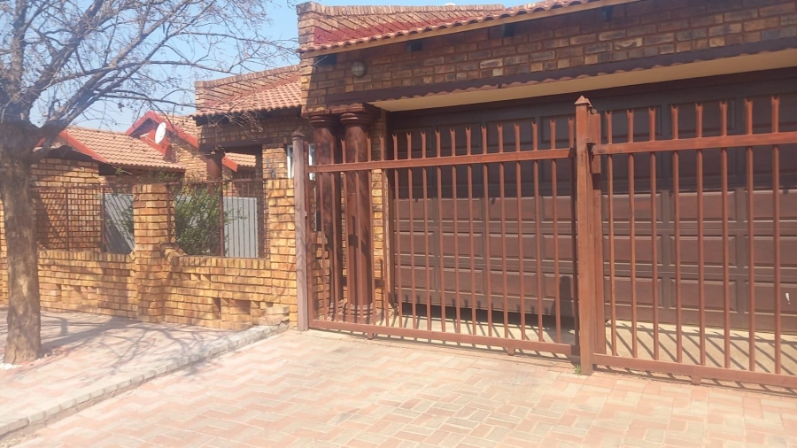 4 Bedroom Property for Sale in Danville Gauteng