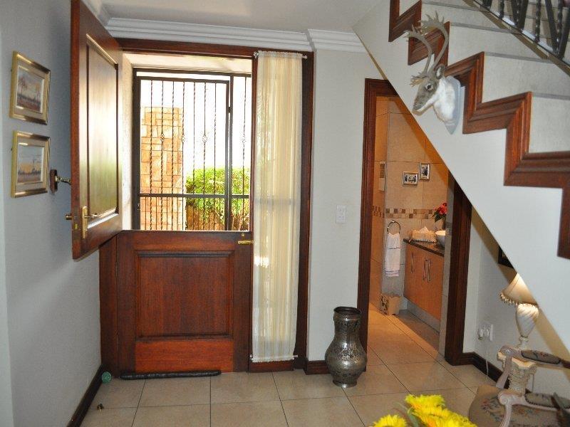 To Let 4 Bedroom Property for Rent in Silverwoods Country Estate Gauteng