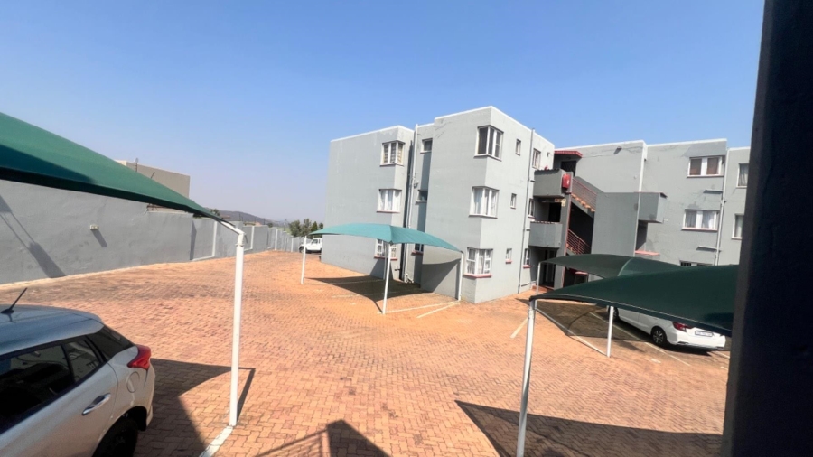 2 Bedroom Property for Sale in Ridgeway Gauteng