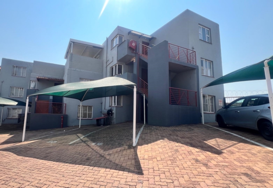 2 Bedroom Property for Sale in Ridgeway Gauteng