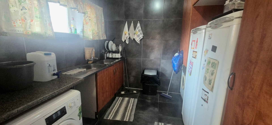 3 Bedroom Property for Sale in Brackendowns Gauteng