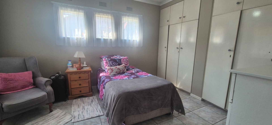 3 Bedroom Property for Sale in Brackendowns Gauteng