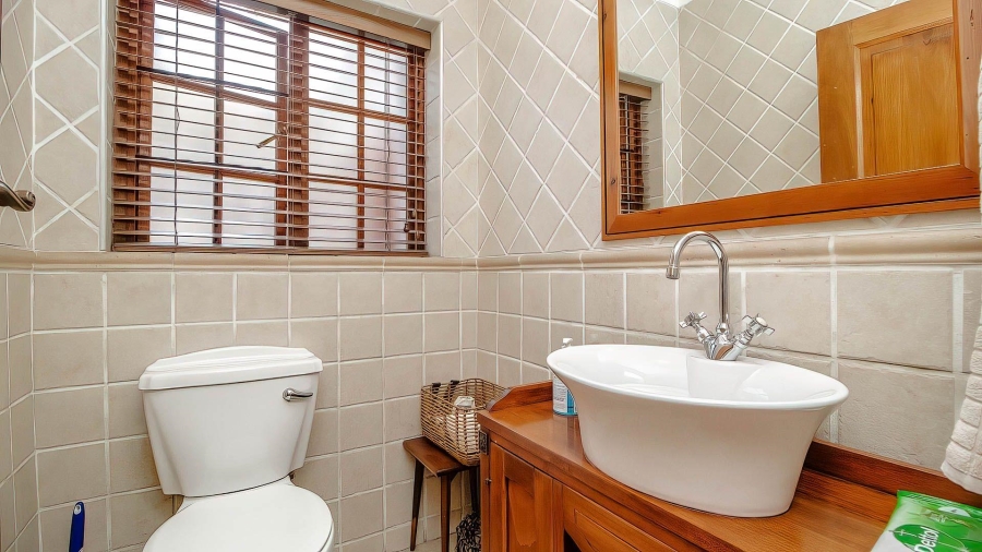 3 Bedroom Property for Sale in Lakefield Gauteng
