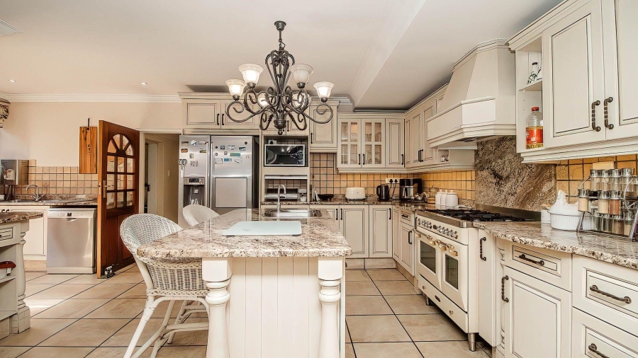 3 Bedroom Property for Sale in Lakefield Gauteng