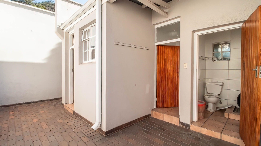 3 Bedroom Property for Sale in Lakefield Gauteng