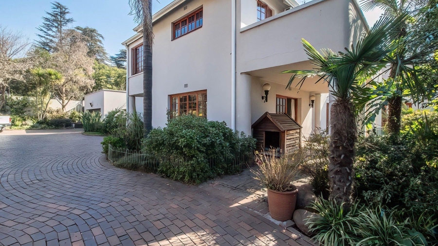 3 Bedroom Property for Sale in Lakefield Gauteng