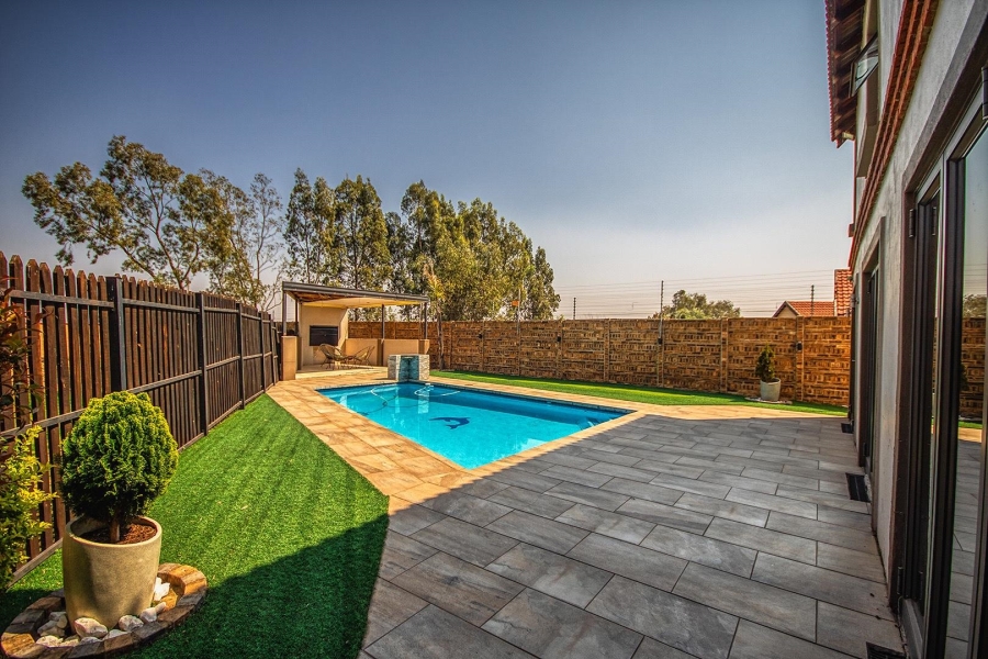 3 Bedroom Property for Sale in Meyersig Lifestyle Estate Gauteng