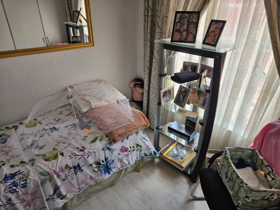 3 Bedroom Property for Sale in New Redruth Gauteng