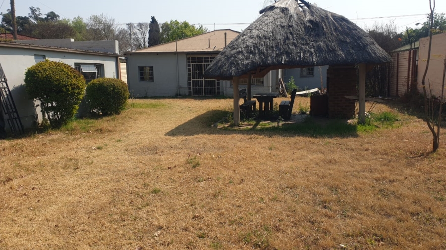 7 Bedroom Property for Sale in Hatfield Gauteng