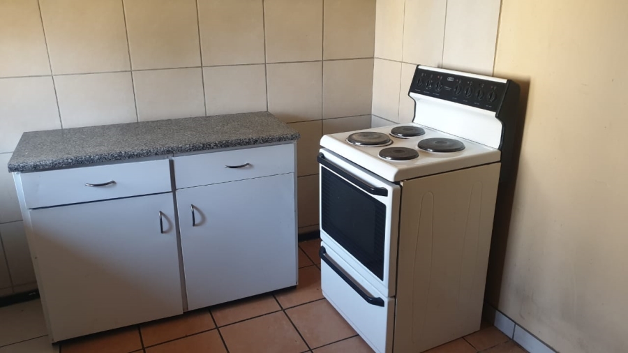 7 Bedroom Property for Sale in Hatfield Gauteng