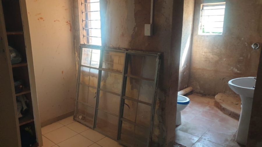 7 Bedroom Property for Sale in Hatfield Gauteng