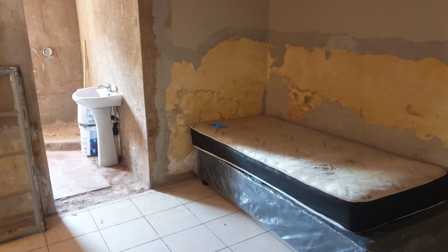 7 Bedroom Property for Sale in Hatfield Gauteng