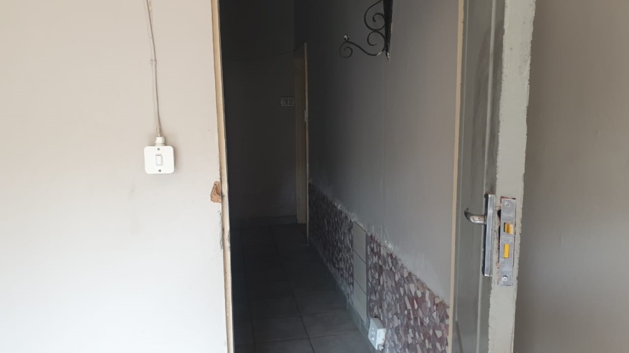 7 Bedroom Property for Sale in Hatfield Gauteng