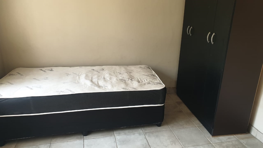 7 Bedroom Property for Sale in Hatfield Gauteng