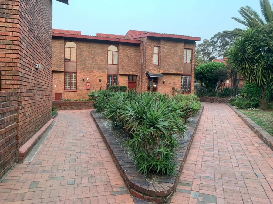 2 Bedroom Property for Sale in The Hill Gauteng