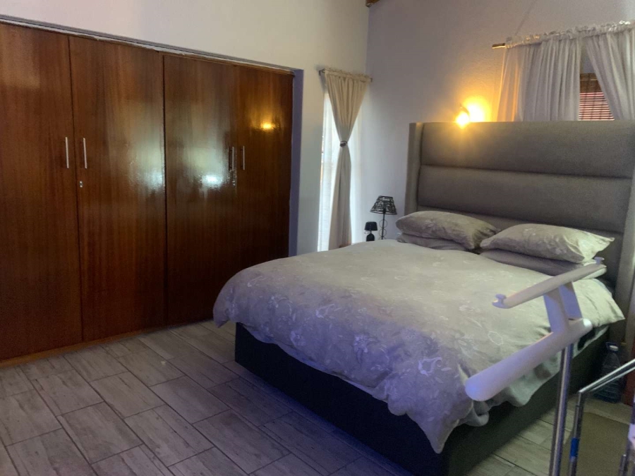 2 Bedroom Property for Sale in The Hill Gauteng