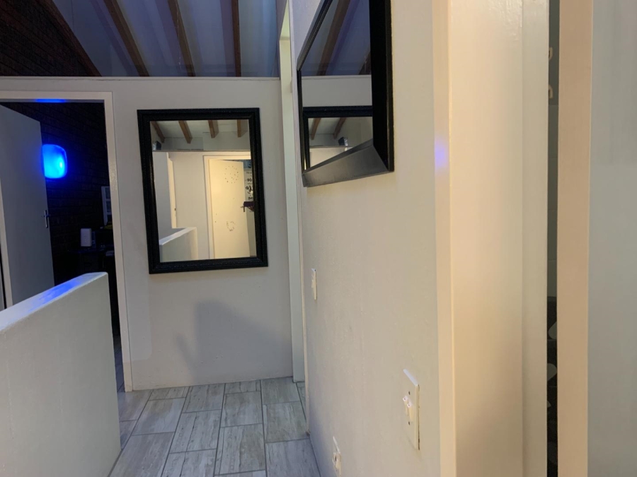 2 Bedroom Property for Sale in The Hill Gauteng