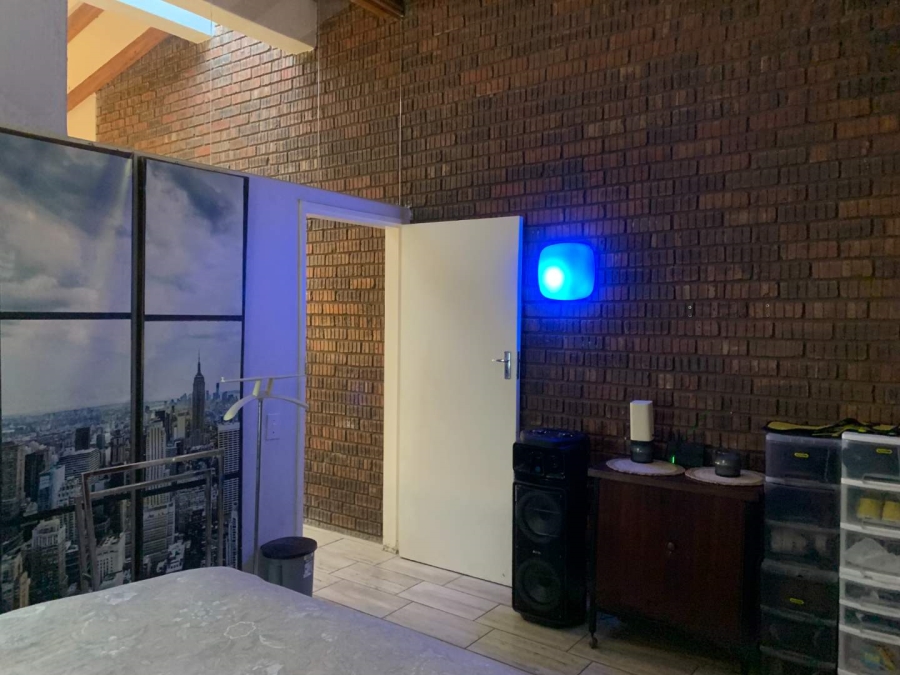 2 Bedroom Property for Sale in The Hill Gauteng