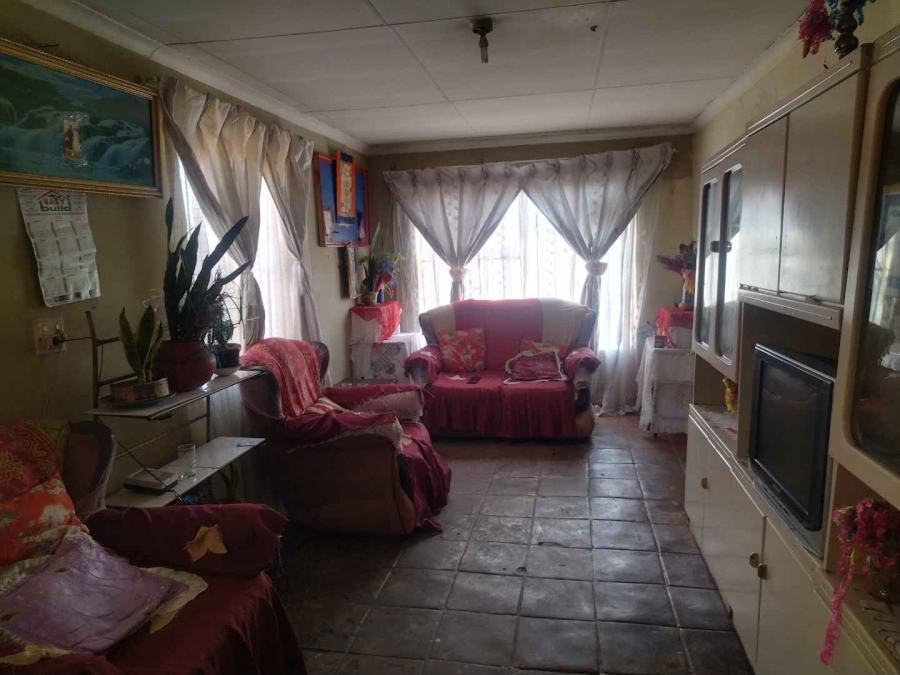 2 Bedroom Property for Sale in Soshanguve T Gauteng