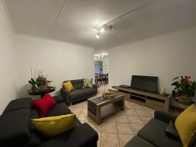 2 Bedroom Property for Sale in Die Wilgers Gauteng