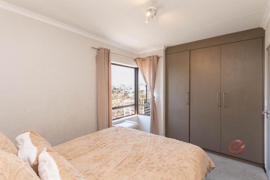 2 Bedroom Property for Sale in Broadacres Gauteng
