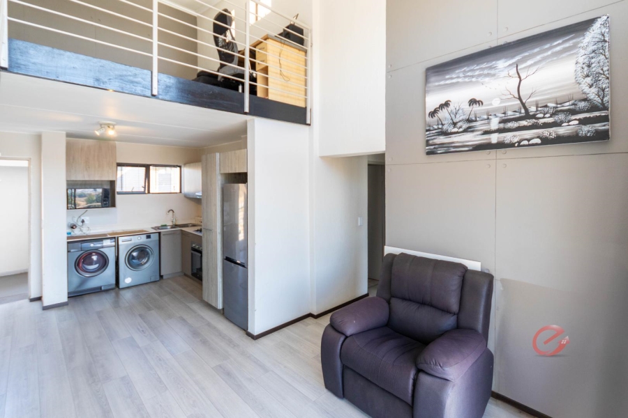 2 Bedroom Property for Sale in Broadacres Gauteng