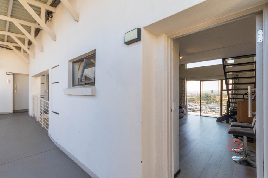 2 Bedroom Property for Sale in Broadacres Gauteng