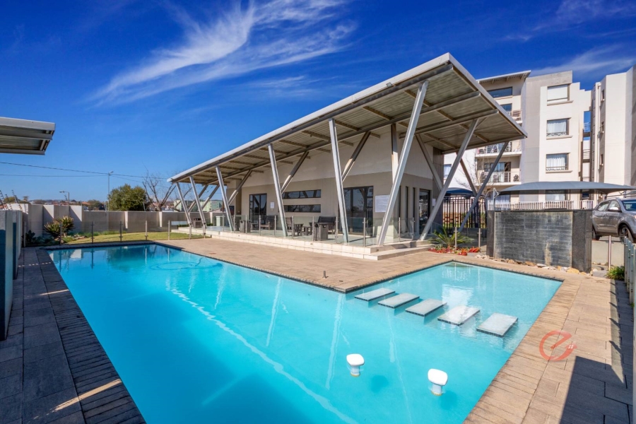 2 Bedroom Property for Sale in Broadacres Gauteng