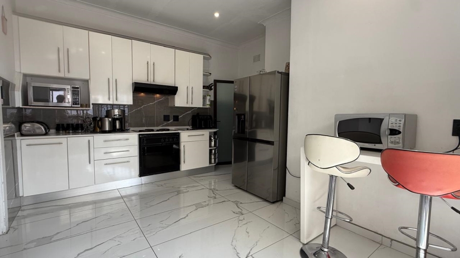 3 Bedroom Property for Sale in Roodepoort Gauteng