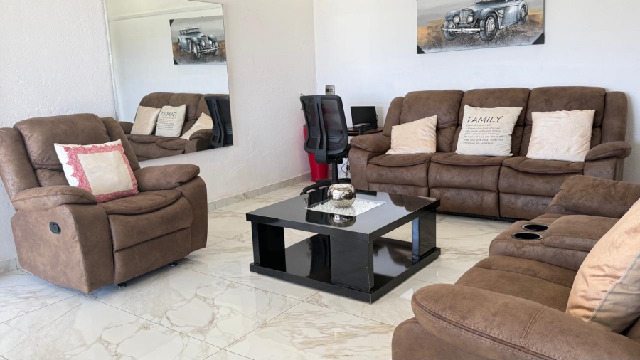 3 Bedroom Property for Sale in Roodepoort Gauteng