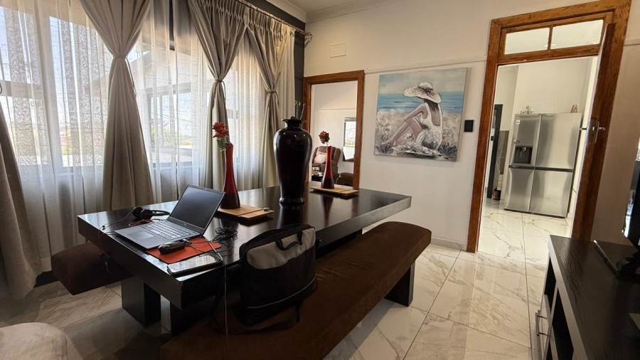 3 Bedroom Property for Sale in Roodepoort Gauteng
