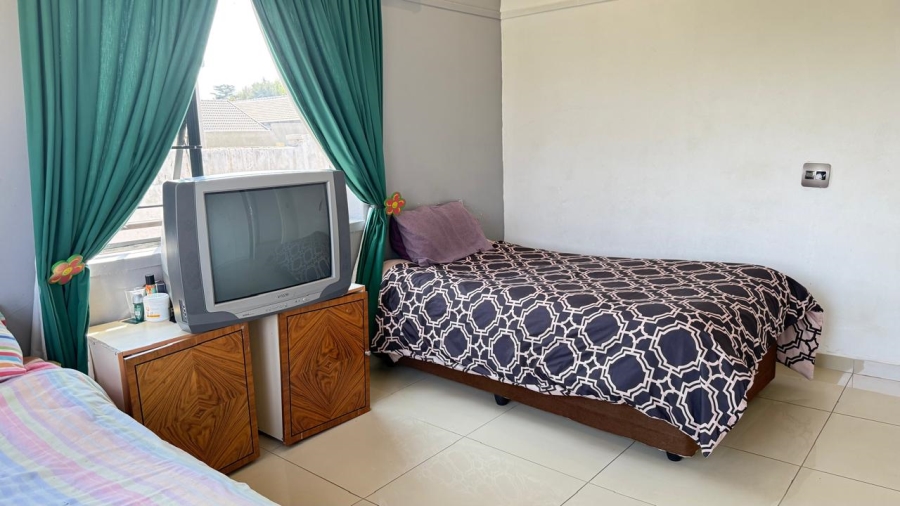 3 Bedroom Property for Sale in Roodepoort Gauteng