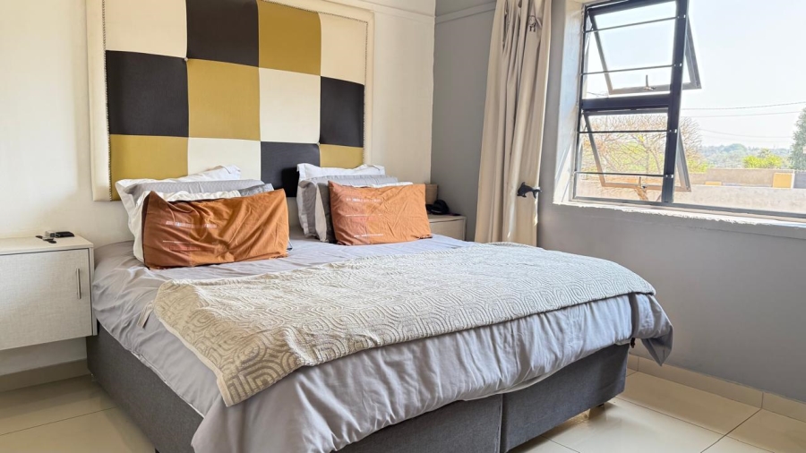 3 Bedroom Property for Sale in Roodepoort Gauteng