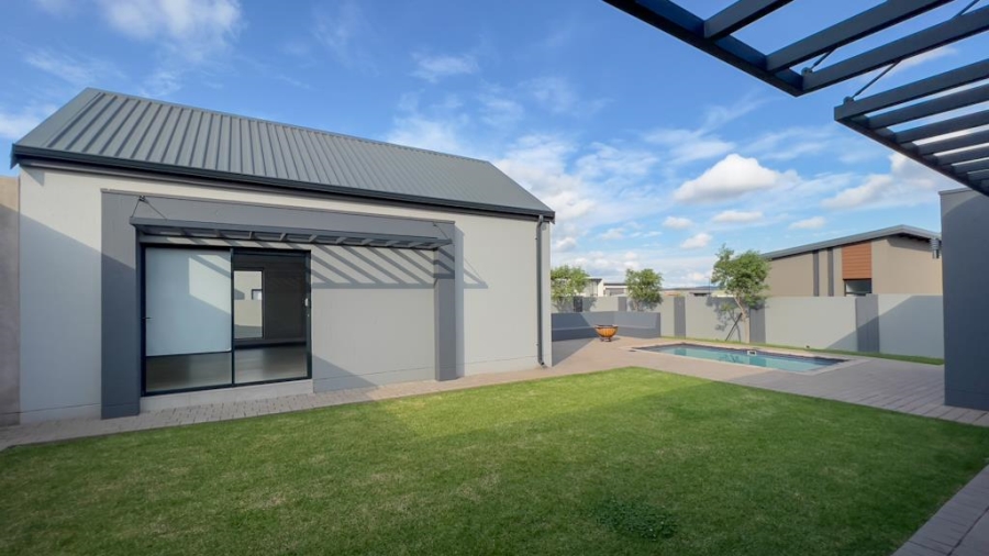 4 Bedroom Property for Sale in Midstream Heights Gauteng