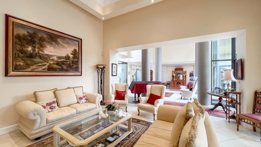 4 Bedroom Property for Sale in Faerie Glen Gauteng