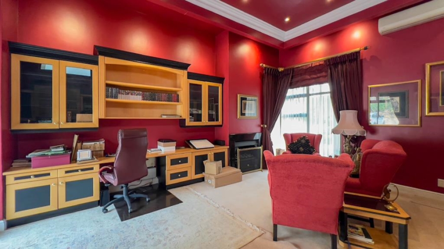 4 Bedroom Property for Sale in Faerie Glen Gauteng
