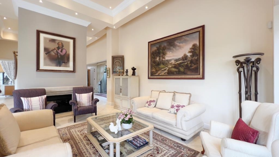 4 Bedroom Property for Sale in Faerie Glen Gauteng