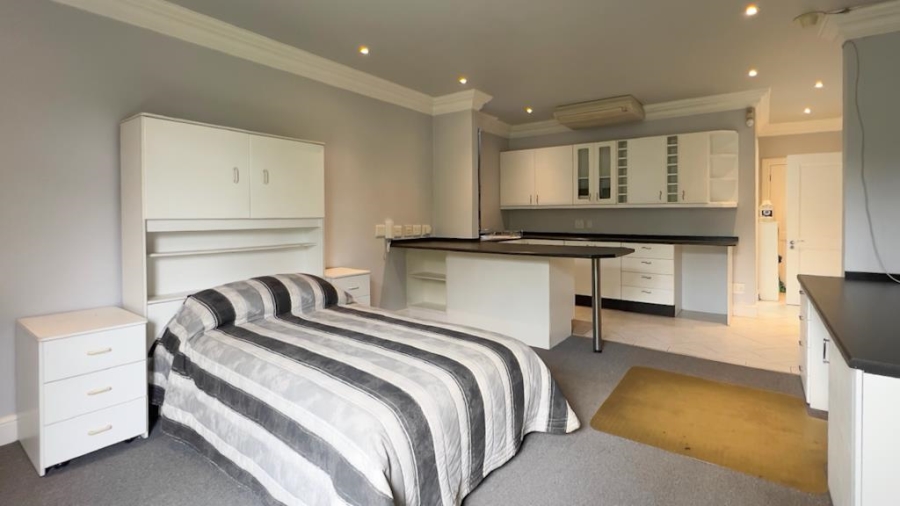 4 Bedroom Property for Sale in Faerie Glen Gauteng