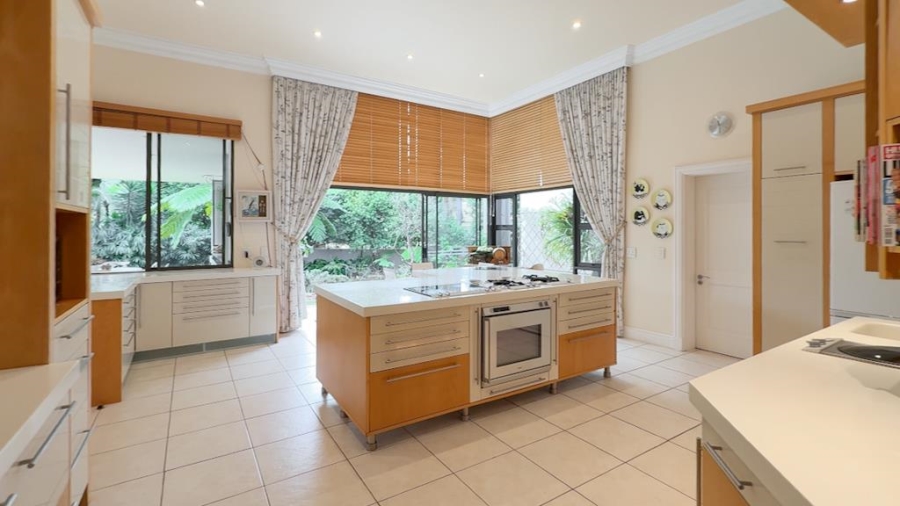 4 Bedroom Property for Sale in Faerie Glen Gauteng