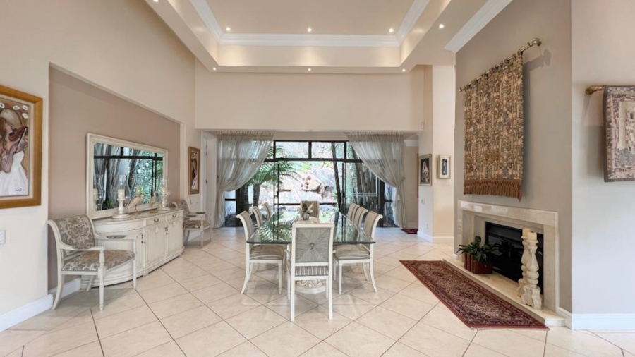4 Bedroom Property for Sale in Faerie Glen Gauteng