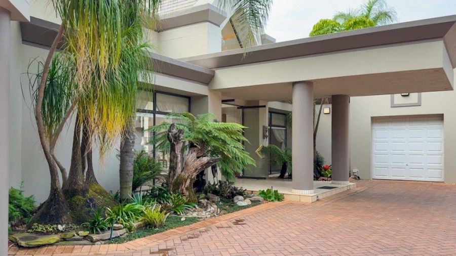 4 Bedroom Property for Sale in Faerie Glen Gauteng