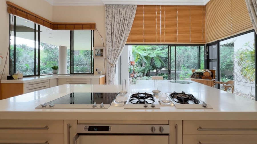 4 Bedroom Property for Sale in Faerie Glen Gauteng